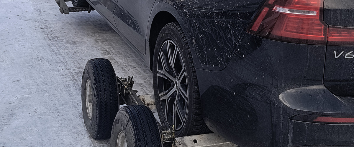 Holowanie auta krok po kroku – co robić, gdy auto odmówi posłuszeństwa? Holowanie auta krok po kroku – co robić, gdy auto odmówi posłuszeństwa?