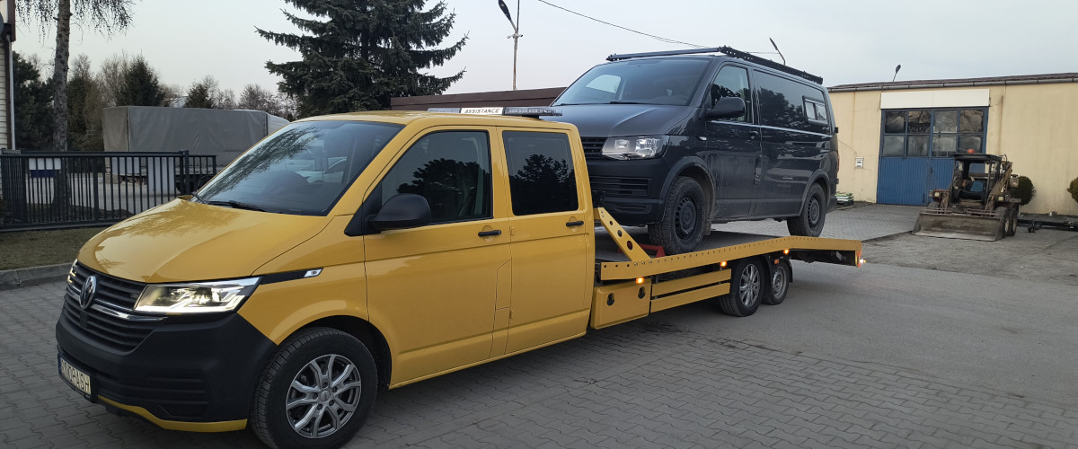 Jak wygląda transport auta lawetą? Praktyczny przewodnik dla kierowców Jak wygląda transport auta lawetą? Praktyczny przewodnik dla kierowców